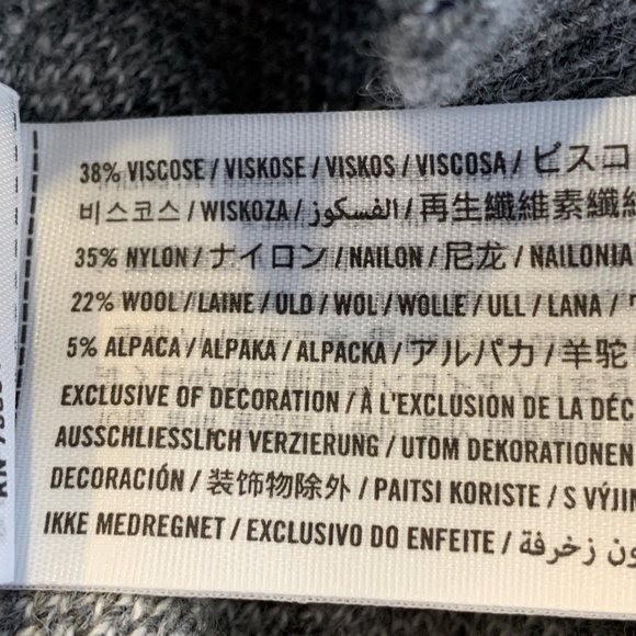 Abercrombie & Fitch  Sweater Reindeer Medium Gray Wool Alpaca Blend Holiday - Picture 11 of 12